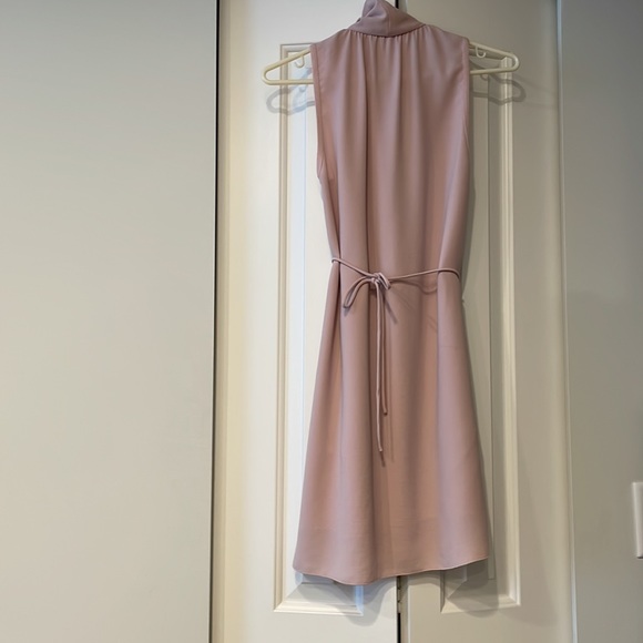 ✨SOLD✨ Aritzia Sabine tie-waist dress - Blush Pink -  XXS - Picture 7 of 7